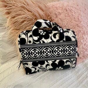 Vera Bradley Hanging Travel Organizer/Makeup Bag– Night & Day (Retired Pattern)